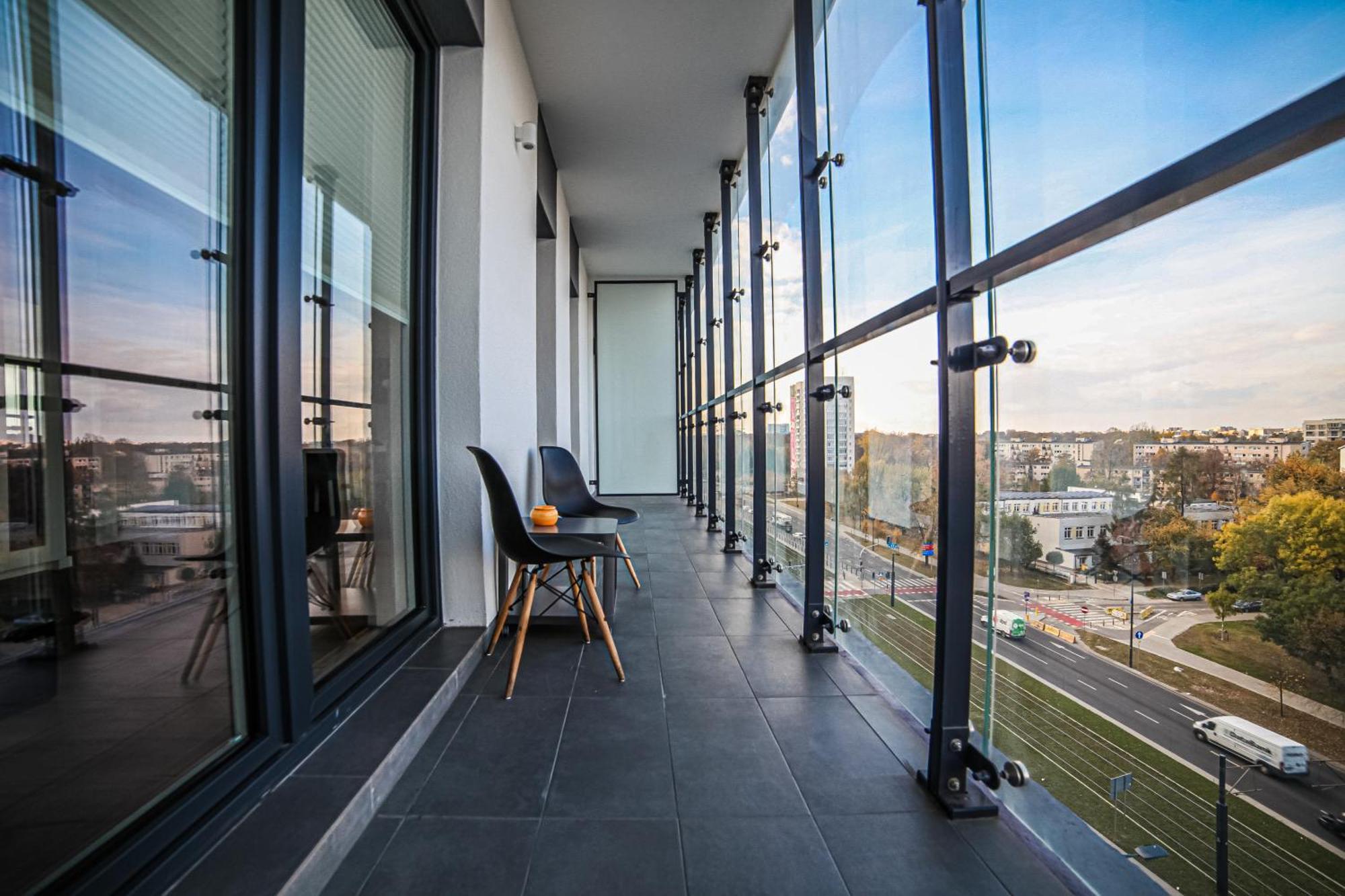Big City Life Apartments - Bliska Wola Tower A Varsavia Esterno foto